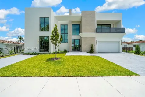 2380 NE 196th Street Miami FL 33180