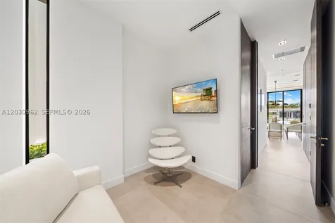 2380 NE 196th Street Miami FL 33180