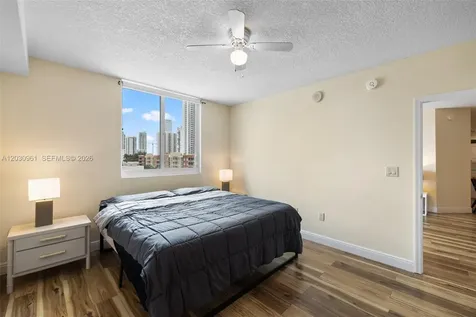 275 NE 18th Street Miami FL 33132