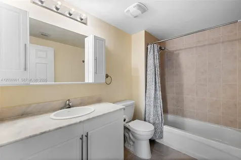 275 NE 18th Street Miami FL 33132