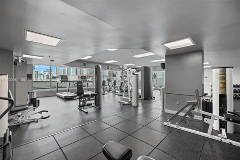 275 NE 18th Street Miami FL 33132