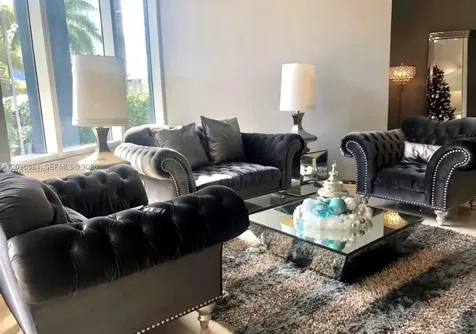 275 NE 18th Street Miami FL 33132