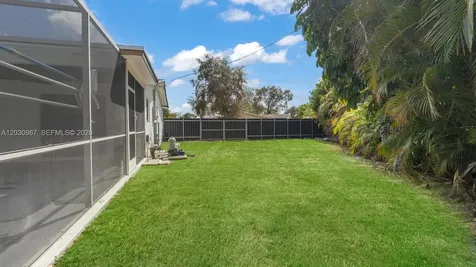 2377 NW 83rd Avenue Sunrise FL 33322