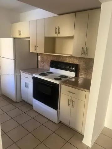 546 NW 114th Avenue Sweetwater FL 33172