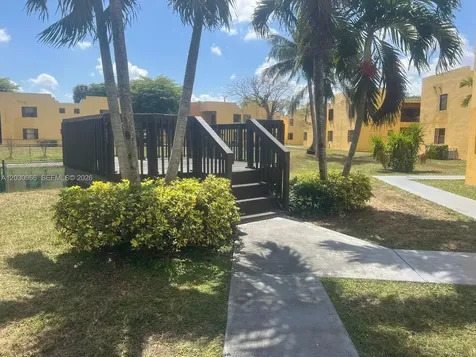 546 NW 114th Avenue Sweetwater FL 33172