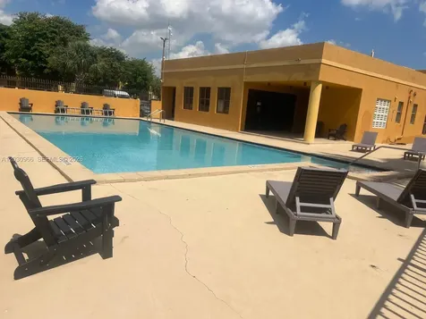 546 NW 114th Avenue Sweetwater FL 33172