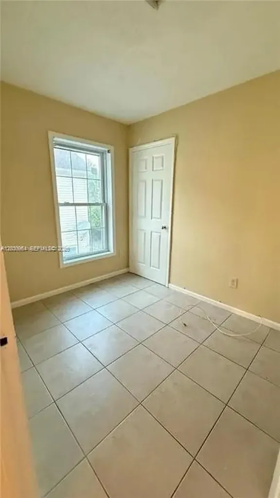 1742 SW 44th Terrace Fort Lauderdale FL 33317