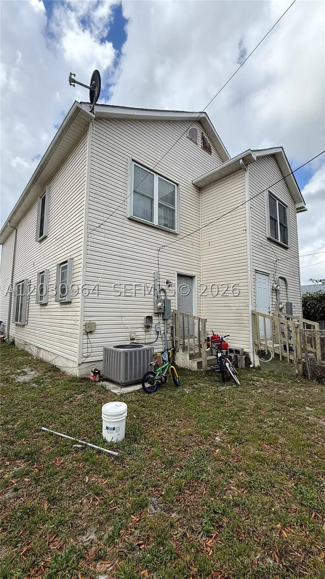 1742 SW 44th Terrace Fort Lauderdale FL 33317