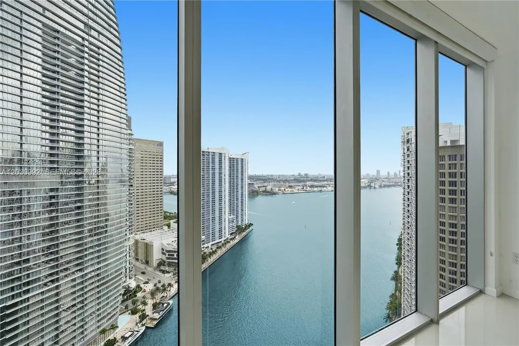 465 Brickell Avenue Miami FL 33131
