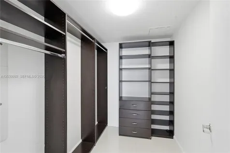 465 Brickell Avenue Miami FL 33131