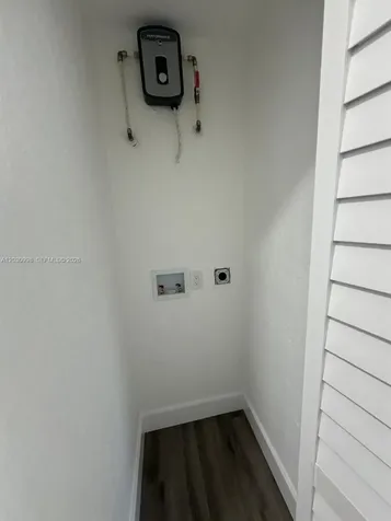 5801 NW 11th Avenue Miami FL 33127