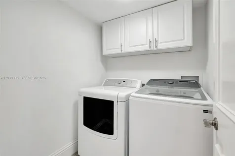 1000 Island Boulevard Aventura FL 33160
