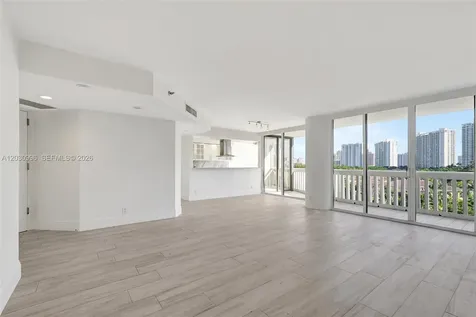 1000 Island Boulevard Aventura FL 33160