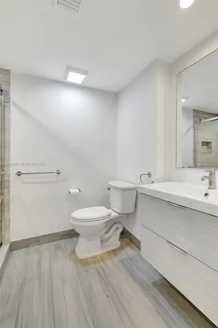 1000 Island Boulevard Aventura FL 33160