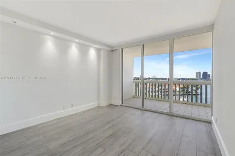 1000 Island Boulevard Aventura FL 33160