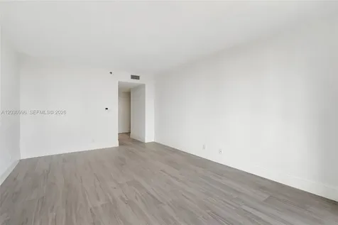 1000 Island Boulevard Aventura FL 33160