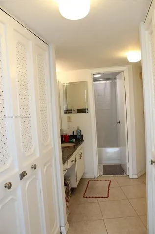 3475 N Country Club Drive Aventura FL 33180