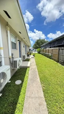 3085 W Flagler Street Miami FL 33135