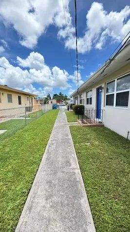 3085 W Flagler Street Miami FL 33135