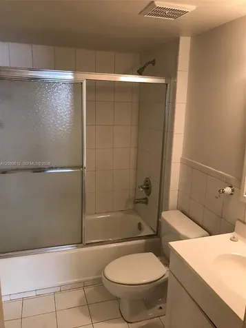 1665 Bay Road Miami Beach FL 33139