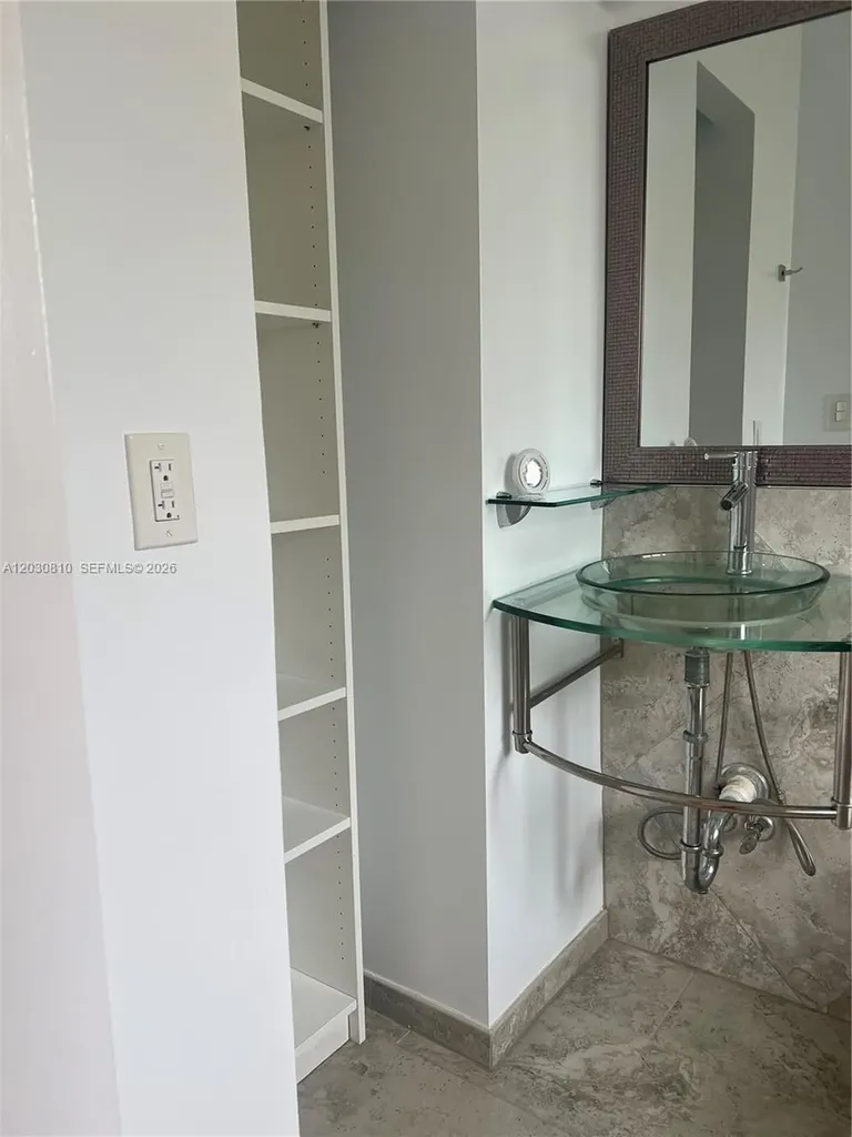 225 SE 16th Avenue Fort Lauderdale FL 33301