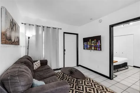 105 SW 5th Court Dania Beach FL 33004