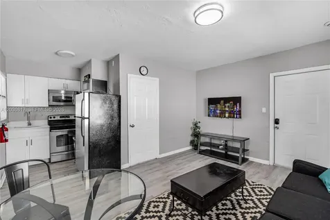 105 SW 5th Court Dania Beach FL 33004