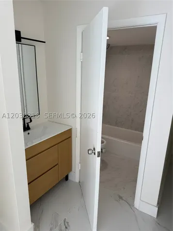 1673 Bay Road Miami Beach FL 33139