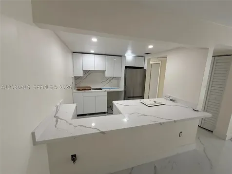 1673 Bay Road Miami Beach FL 33139