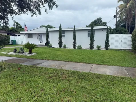 10030 SW 213th Terrace Cutler Bay FL 33189
