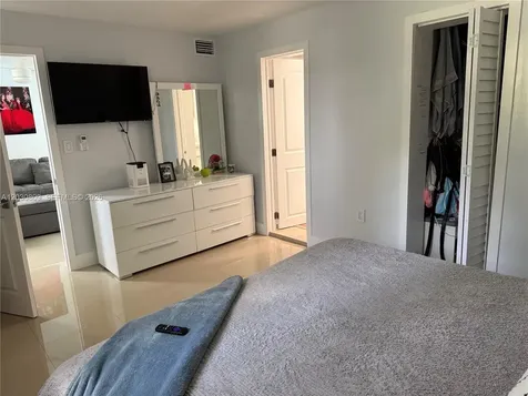 10030 SW 213th Terrace Cutler Bay FL 33189