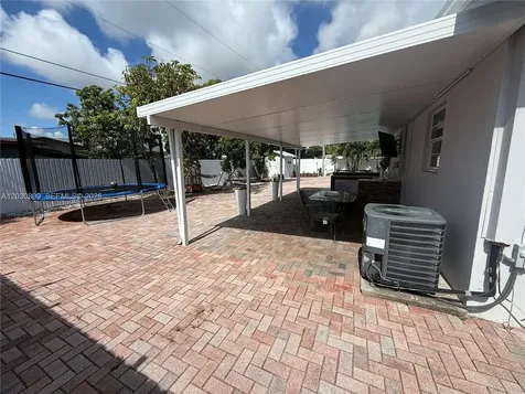 10030 SW 213th Terrace Cutler Bay FL 33189
