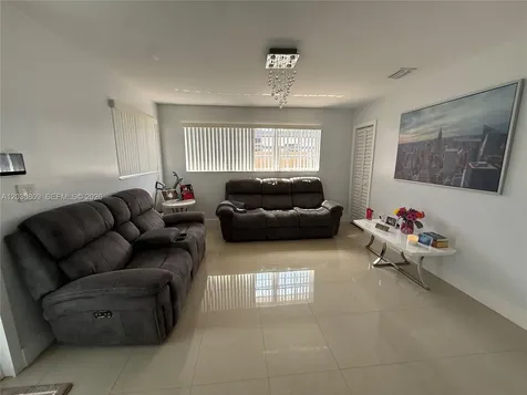 10030 SW 213th Terrace Cutler Bay FL 33189