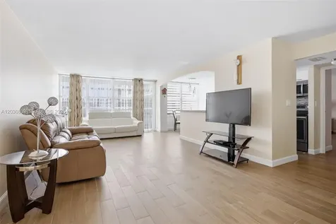 231 174th Street Sunny Isles Beach FL 33160