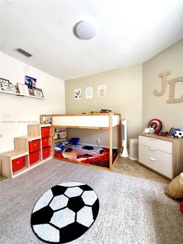 248 W Riverbend Drive Sunrise FL 33326