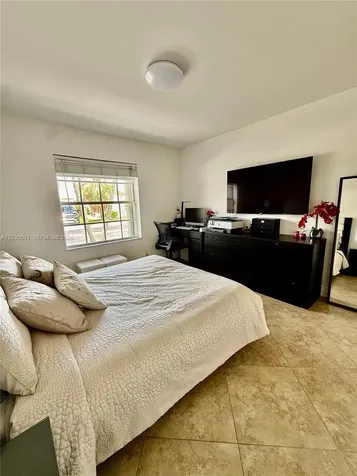 248 W Riverbend Drive Sunrise FL 33326