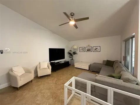 248 W Riverbend Drive Sunrise FL 33326