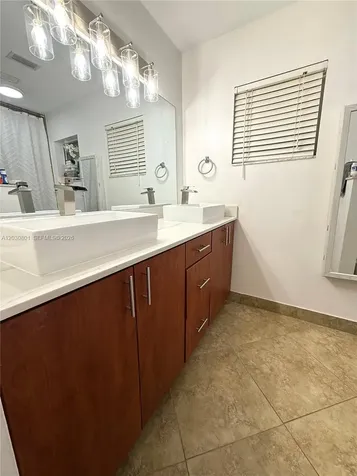 248 W Riverbend Drive Sunrise FL 33326
