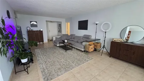 250 174th Street Sunny Isles Beach FL 33160