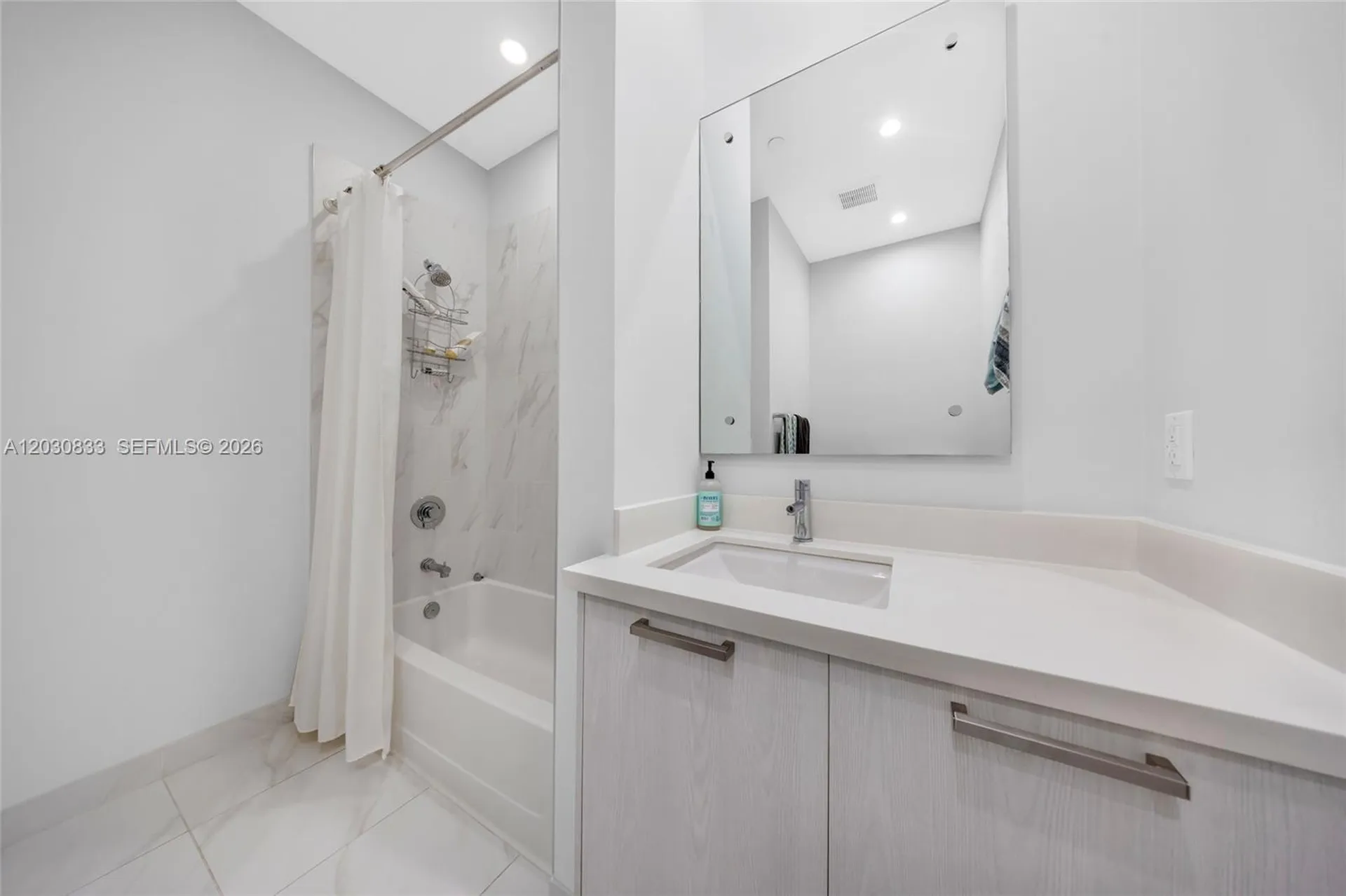 1025 NE 18th Avenue Fort Lauderdale FL 33304
