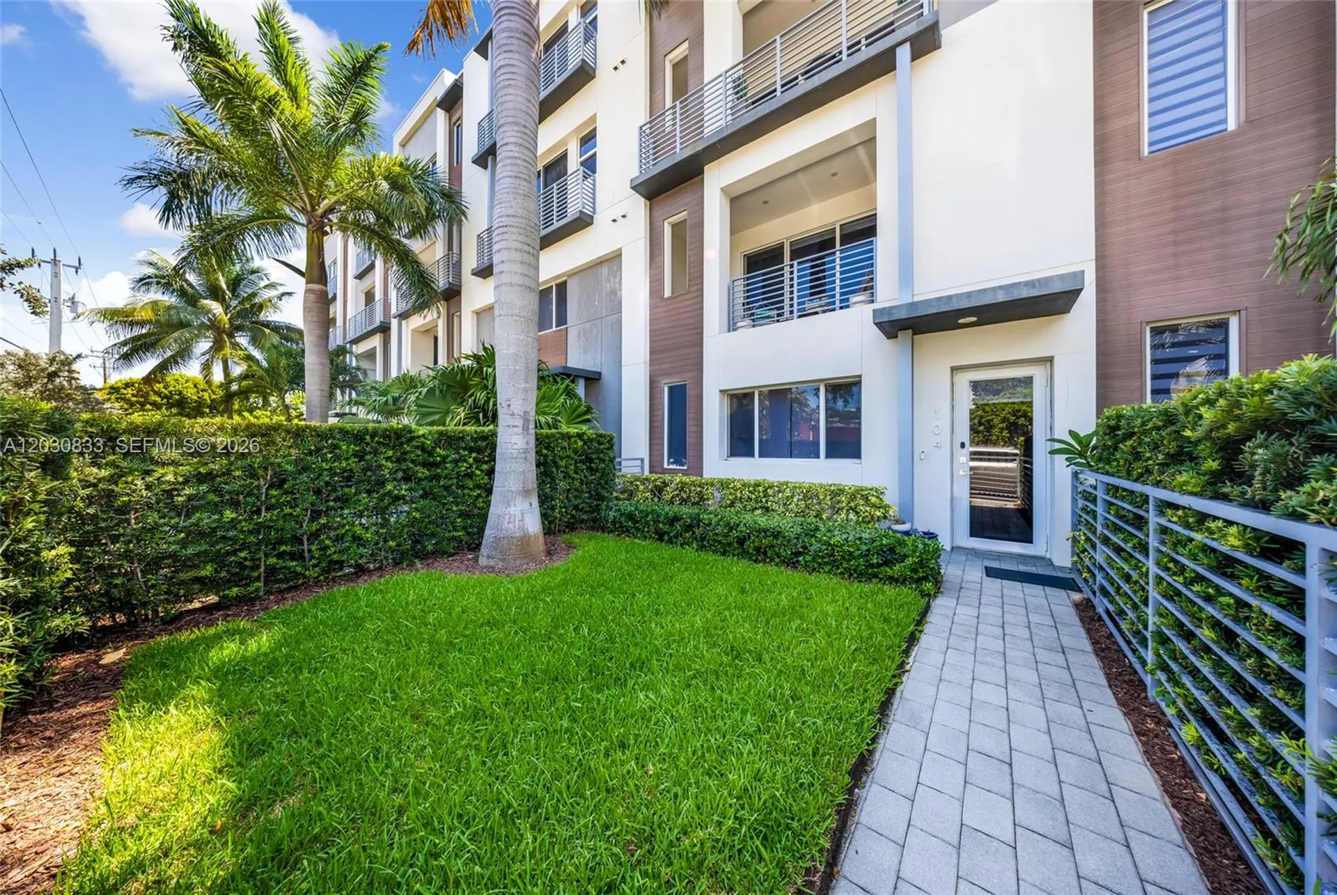 1025 NE 18th Avenue Fort Lauderdale FL 33304