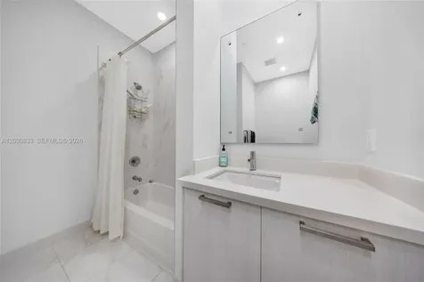 1025 NE 18th Avenue Fort Lauderdale FL 33304