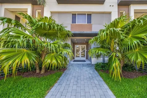 1025 NE 18th Avenue Fort Lauderdale FL 33304