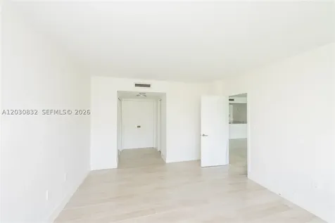 155 Ocean Lane Drive Key Biscayne FL 33149