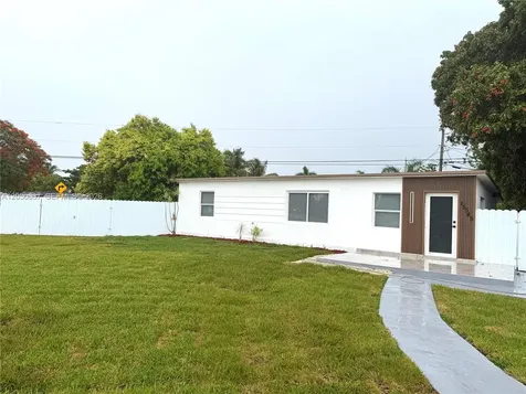 15545 Leisure Drive Homestead FL 33033