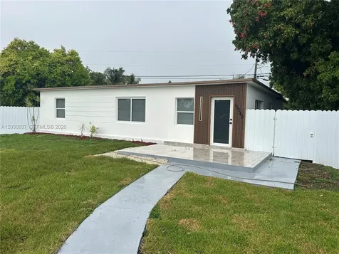 15545 Leisure Drive Homestead FL 33033