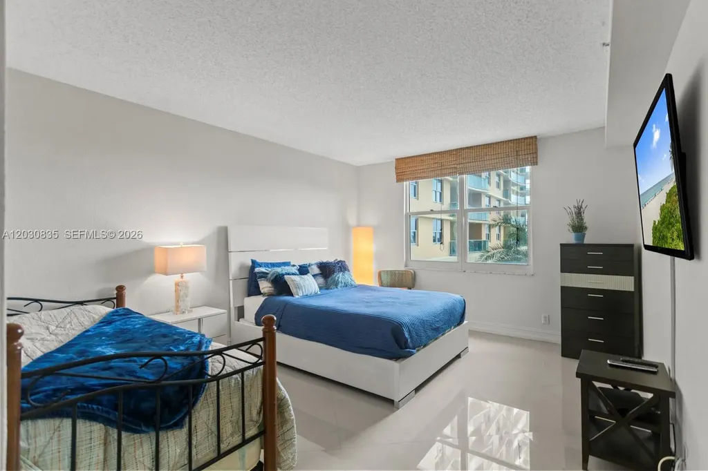 2501 S Ocean Drive Hollywood FL 33019