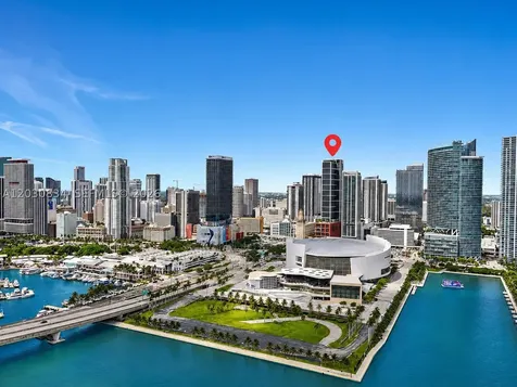 159 NE 6th Street Miami FL 33132