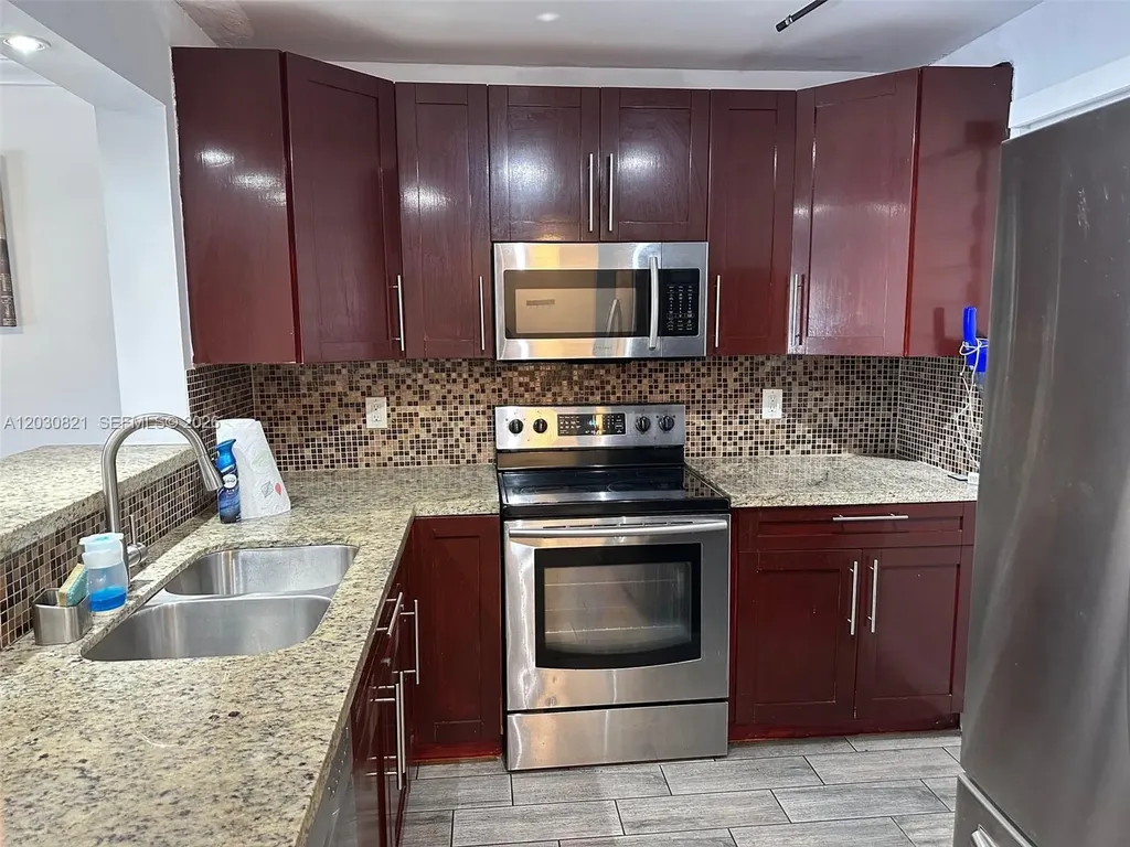 17000 NW 67th Avenue Hialeah FL 33015
