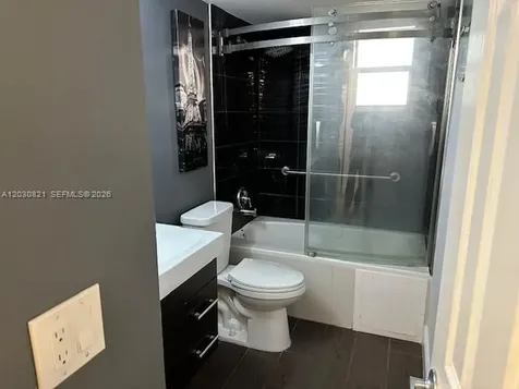 17000 NW 67th Avenue Hialeah FL 33015